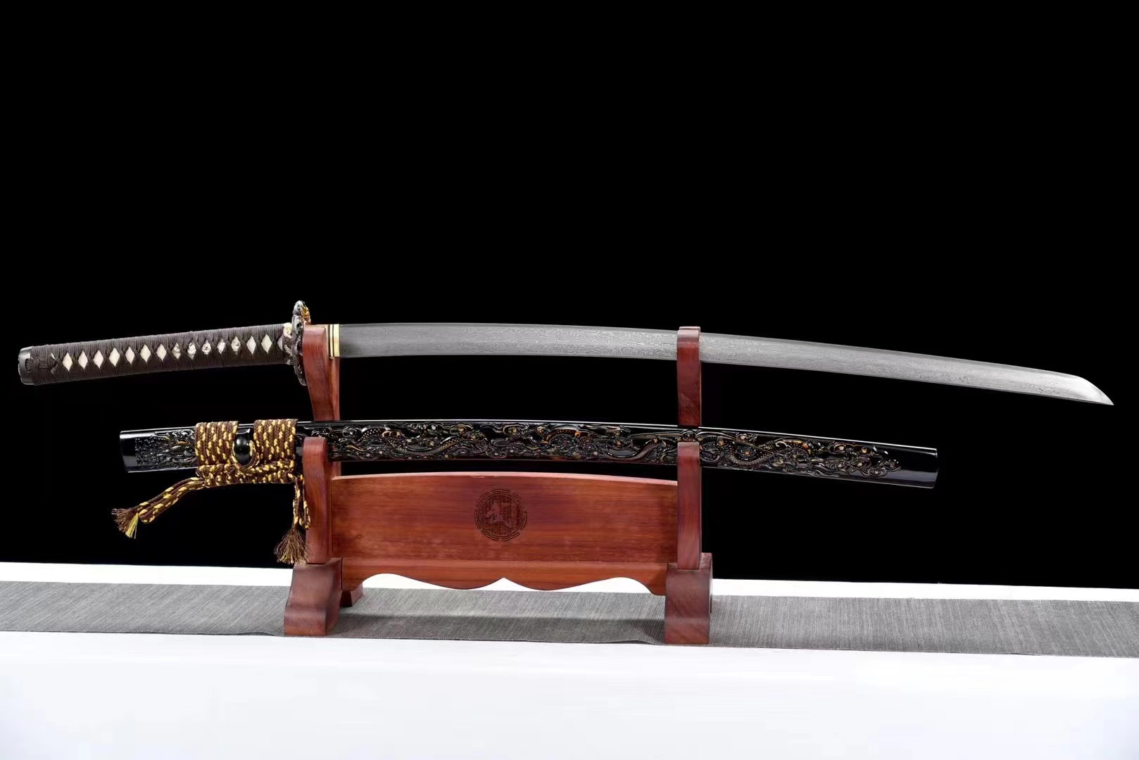 石洗花纹钢圈圈纹——双色龙武士刀